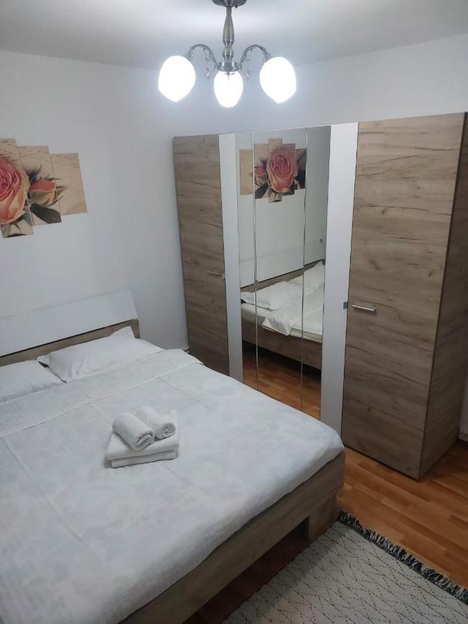 Luka House Apartment Constanta Luaran gambar