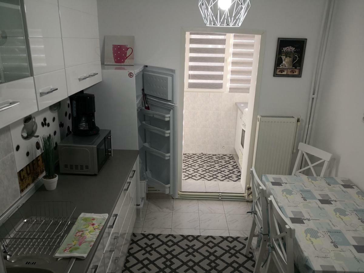 Luka House Apartment Constanta Luaran gambar