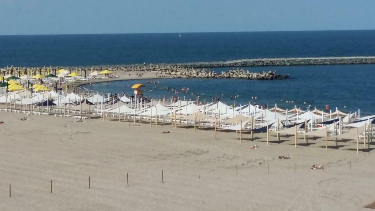 Luka House Apartment Constanta Luaran gambar